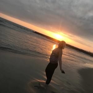 Meet your Posher, Olivia